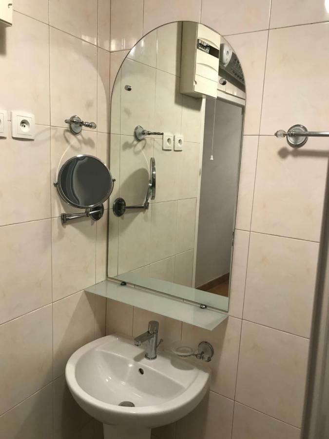 Appartement Du Couvent Narbonne Ngoại thất bức ảnh