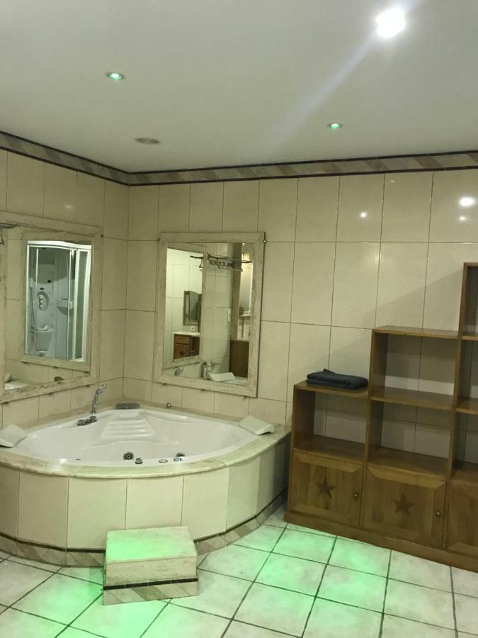 Appartement Du Couvent Narbonne Ngoại thất bức ảnh